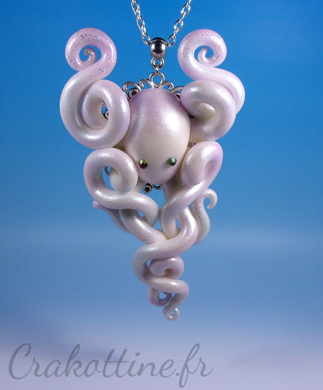 Necklace White Kraken Kawaii