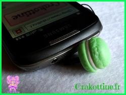 Plug phone macaroon green